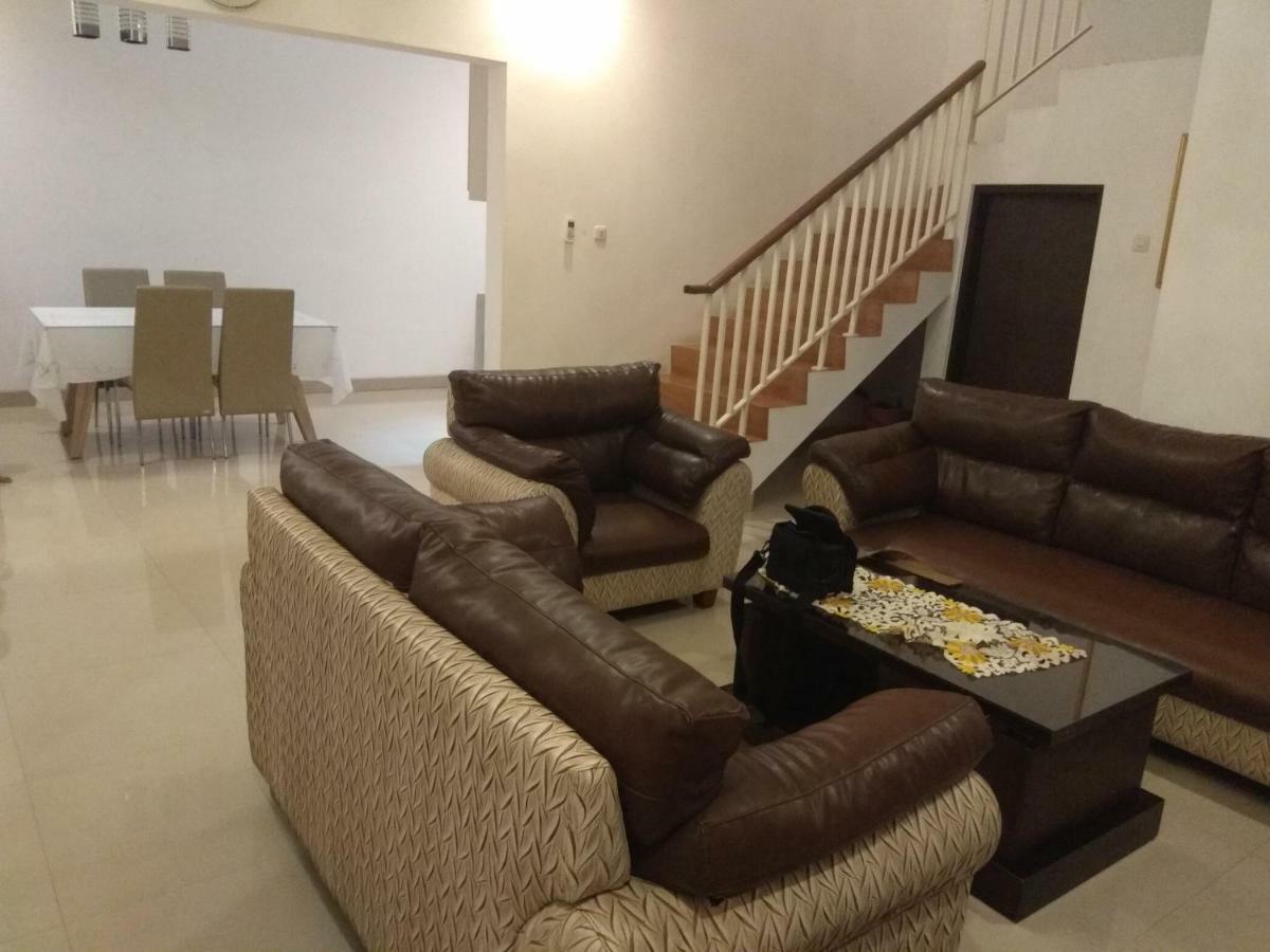 Fams Homestay By Fh Stay Yogyakarta Exteriör bild